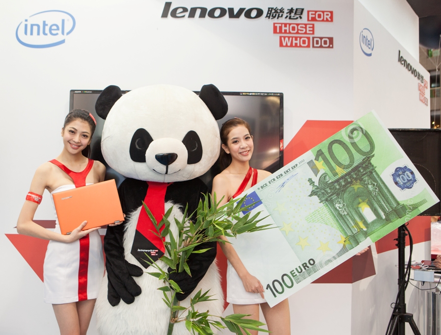 【Lenovo聯想新聞照片二】Lenovo聯想首周活動力邀圓仔來站台，抽出歐元100塊高畫質Yog.jpg