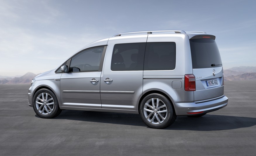 2015-Volkswagen-Caddy-TDI-106-876x535.jpg