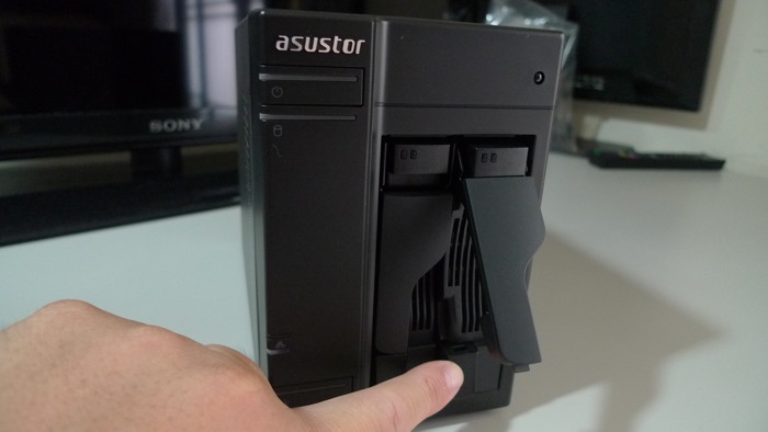 asustor-AS-302T00008.JPG